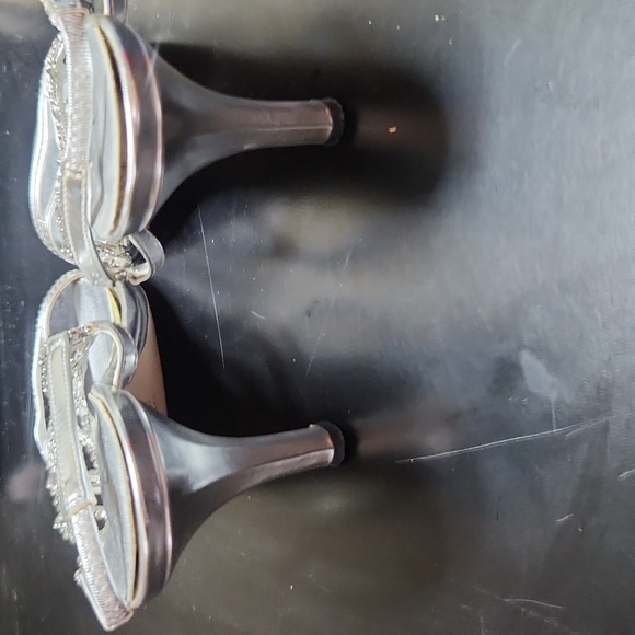 Silver crystal sandals - sz 7 - Picture 3 of 6